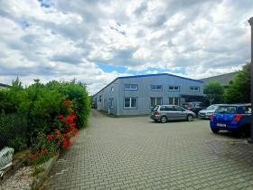 Pronájem skladu, Tachlovice, 1050 m2
