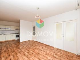 Prodej bytu 2+kk, Králův Dvůr, Nad Stadionem, 38 m2