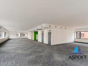 Pronájem kanceláře, Praha - Chodov, Líbalova, 456 m2