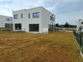 Prodej rodinného domu, Kladno - Dubí, Pechlátova, 353 m2