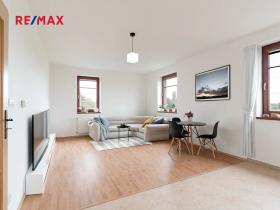 Prodej bytu 3+kk, Jesenice, Mezi Domy, 84 m2