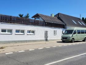 Pronájem bytu 1+1, Mochov, Havlíčkova, 30 m2