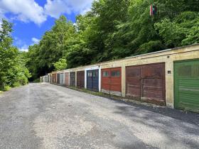 Prodej garáže, Karlovy Vary, Sládkova, 34 m2