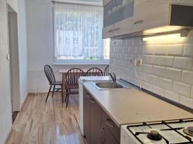 Prodej bytu 2+1, Krupka - Maršov, Karla Čapka, 60 m2