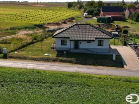 Prodej rodinného domu, Hořany, 108 m2