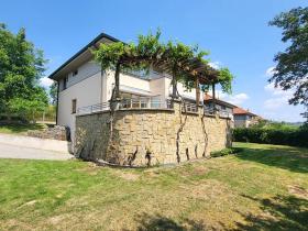 Prodej rodinného domu, Úholičky, Nade Dvorem, 198 m2