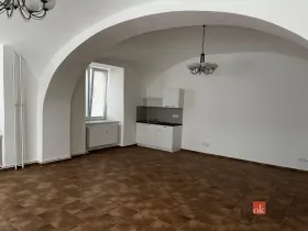 Pronájem kanceláře, Horní Benešov, Mírové náměstí, 44 m2