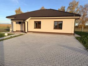 Prodej rodinného domu, Sopřeč, 150 m2