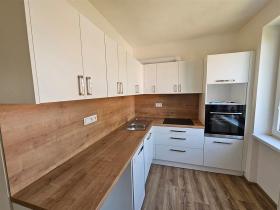 Pronájem bytu 3+1, Planá, Fučíkova, 67 m2