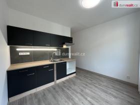 Prodej bytu 2+1, Kraslice, Pod nádražím, 60 m2