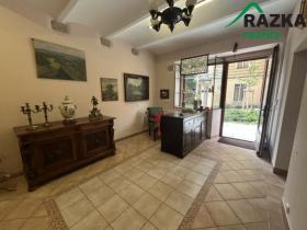 Prodej obchodního prostoru, Mariánské Lázně, Ruská, 20 m2