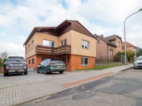 Prodej rodinného domu, Zlín - Prštné, M. Alše, 180 m2