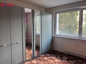 Prodej bytu 1+kk, Karlovy Vary - Rybáře, Mládežnická, 24 m2