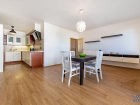 Prodej bytu 2+kk, Praha - Háje, Jurkovičova, 60 m2