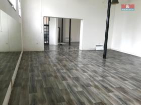 Pronájem obchodního prostoru, Brandýs nad Labem-Stará Boleslav - Brandýs nad Labem, Královická, 150 m2