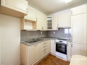 Pronájem bytu 2+kk, Praha - Černý Most, Doležalova, 45 m2