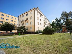 Prodej bytu 2+1, Pardubice, Sladkovského, 55 m2