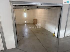 Pronájem garáže, Pelhřimov, Osvobození, 848 m2