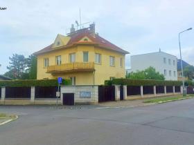Prodej vily, Praha - Suchdol, 243 m2