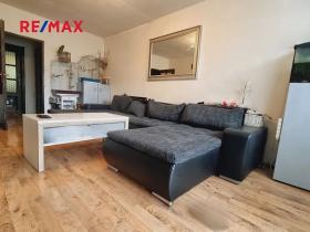 Prodej bytu 3+1, Praha - Černý Most, Trytova, 64 m2