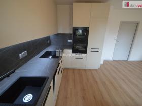 Prodej bytu 4+kk, Praha - Prosek, Mimoňská, 79 m2