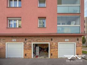 Pronájem garáže, Praha - Košíře, Česká, 22 m2