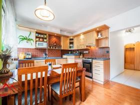 Pronájem bytu 3+1, Čaková, 77 m2