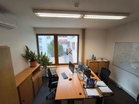 Pronájem kanceláře, Praha - Karlín, Křižíkova, 108 m2