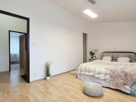 Pronájem rodinného domu, Praha - Letňany, Velešínská, 109 m2