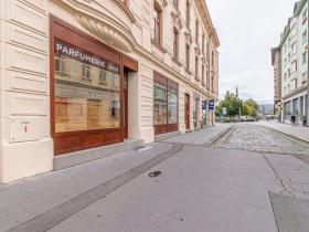 Pronájem kanceláře, Prostějov, nám. Edmunda Husserla, 69 m2