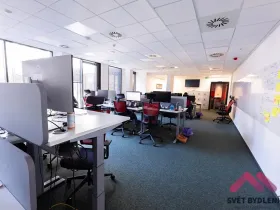 Pronájem kanceláře, Praha - Karlín, Sokolovská, 288 m2