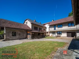 Prodej rodinného domu, Dubenec, 500 m2