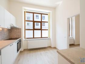 Pronájem bytu 1+1, Praha - Libeň, Kurta Konráda, 28 m2