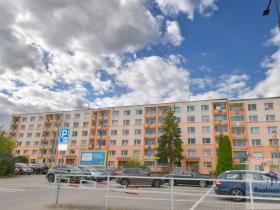 Prodej bytu 3+1, Ústí nad Labem - Neštěmice, Seifertova, 83 m2