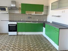 Pronájem bytu 3+1, Unhošť, tř. Dr. Beneše, 114 m2