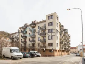 Pronájem garážového stání, Praha - Smíchov, Na Neklance, 13 m2