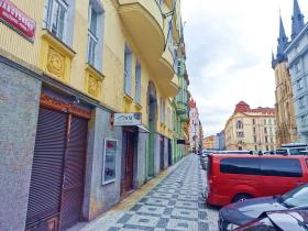 Pronájem restaurace, Praha - Holešovice, Janovského, 120 m2