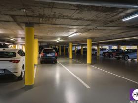 Prodej garážového stání, Praha, Na Harfě, 13 m2
