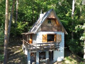 Prodej chaty, Čerňovice, 39 m2