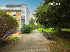 Prodej bytu 2+kk, Praha - Troja, Vřesová, 52 m2