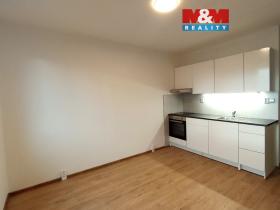 Pronájem bytu 2+kk, Louny, Petra Obrovce, 36 m2