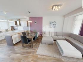 Pronájem bytu 4+kk, Pelhřimov, Dolnokubínská, 89 m2