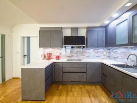 Prodej rodinného domu, Tursko, Jezdecká, 164 m2