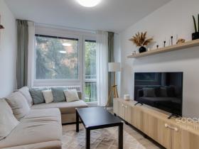 Pronájem bytu 2+kk, Praha - Kobylisy, Hrubého, 43 m2