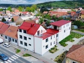 Prodej bytu 2+kk, Hustopeče, Brněnská, 68 m2