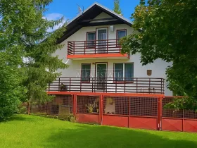 Prodej rodinného domu, Hostín u Vojkovic, 200 m2
