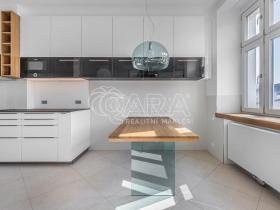 Pronájem bytu 1+1, Praha, Bulharská, 49 m2