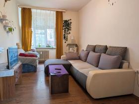 Prodej bytu 1+1, Hradec Králové, Nerudova, 27 m2