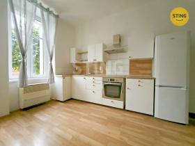 Prodej bytu 2+kk, Plzeň, Lobezská, 55 m2
