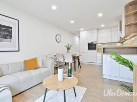 Prodej bytu 3+kk, Praha - Záběhlice, Přespolní, 85 m2